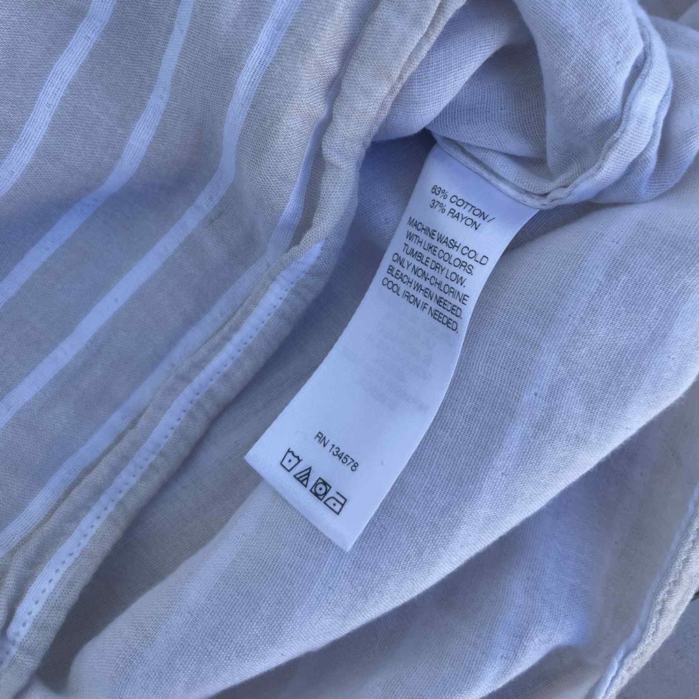 Vineyard Vines Gray and Pink Striped Blouse - Picture 6 of 7